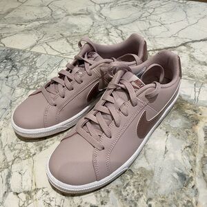 Nike Women’s Court Royale